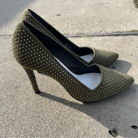 Alice + Olivia Dina Pumps in Green Kid Suede Gold Studded EU 36 US Size 6 - Picture 5 of 14
